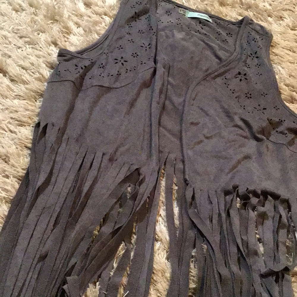 🤎 Tasseled vest - Picture 4 of 6